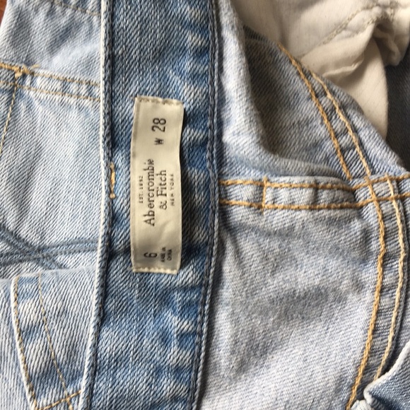 Abercrombie and finch jeans - Picture 2 of 2
